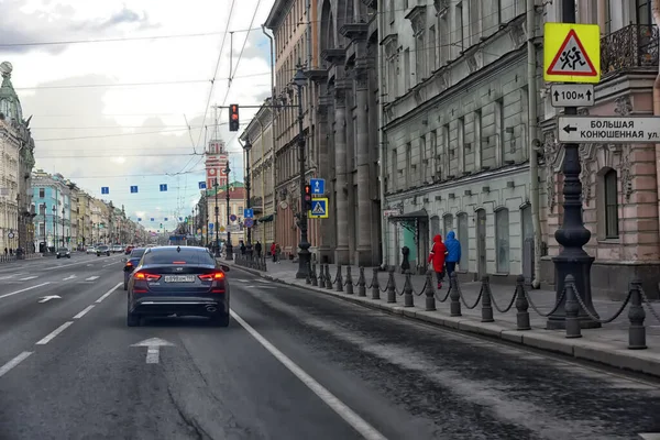 Rusia San Petersburgo 2020 Calles Vacías Centro Ciudad Durante Cuarentena —  Fotos de Stock