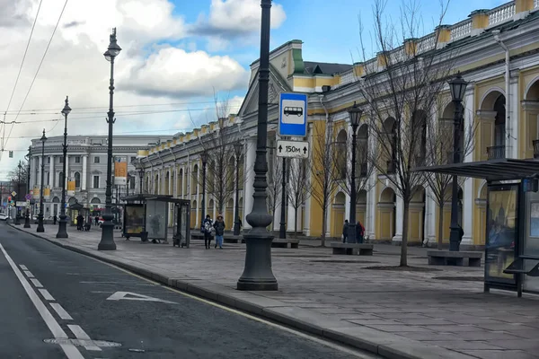 Rusia San Petersburgo 2020 Calles Vacías Centro Ciudad Durante Cuarentena —  Fotos de Stock