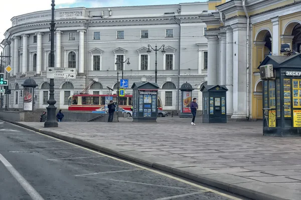 Rusya Petersburg 2020 Coronavirüs Salgını Nedeniyle Karantina Sırasında Şehir Merkezinde — Stok fotoğraf