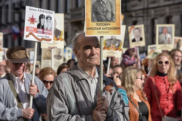 Russia Petersburg 2015 Immortal Regiment Nevsky Prospekt Victory Day — Stock Photo, Image