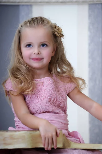 Cute Little Blonde Girl Pink Dress Curls Vintage Guitar Her — Stock Photo, Image