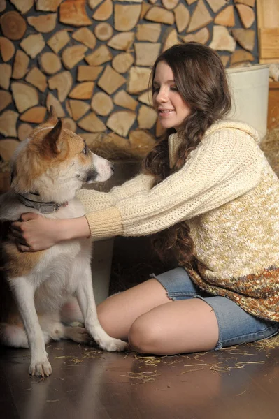 Ragazza Con Suo Cane Casa — Foto Stock