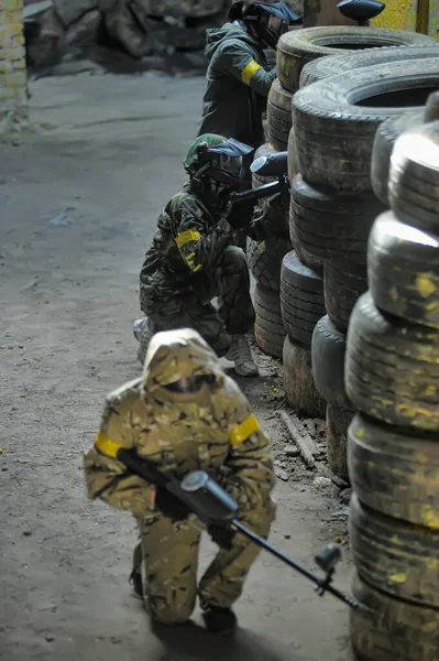 Szentpétervár Oroszország 2017 Szabadtéri Paintball Torna Nyár Végén Természetben Emberek — Stock Fotó