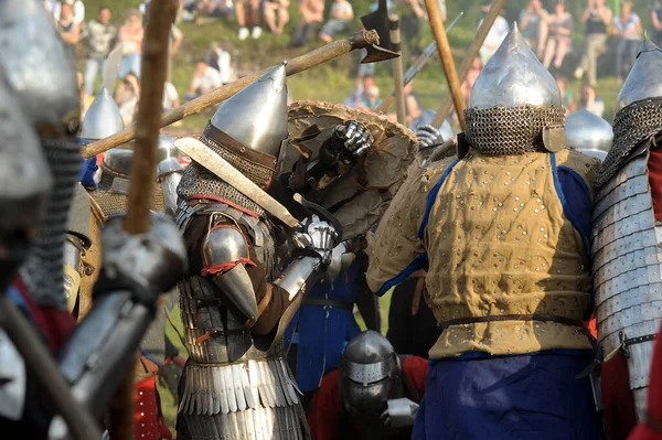 Rusko Vyborg 22012 Rytíři Brnění Festivalu Historické Rekonstrukce Ruské Pevnosti — Stock fotografie