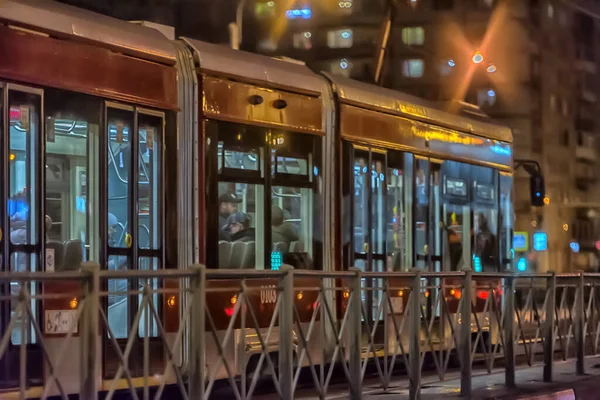 stock image Russia, St. Petersburg 18.04.2020 Tram on the night street of the city