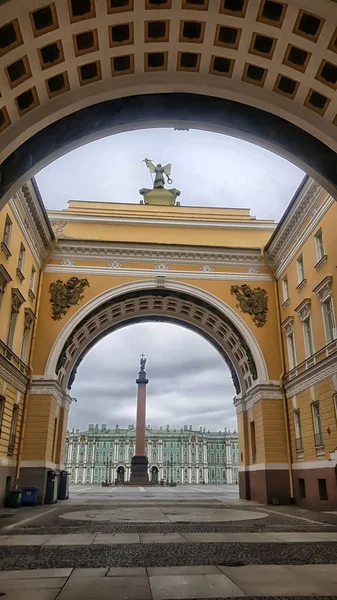 Rosja Sankt Petersburg 2020 Arch Sztabu Generalnego Bez Osób Podczas — Zdjęcie stockowe