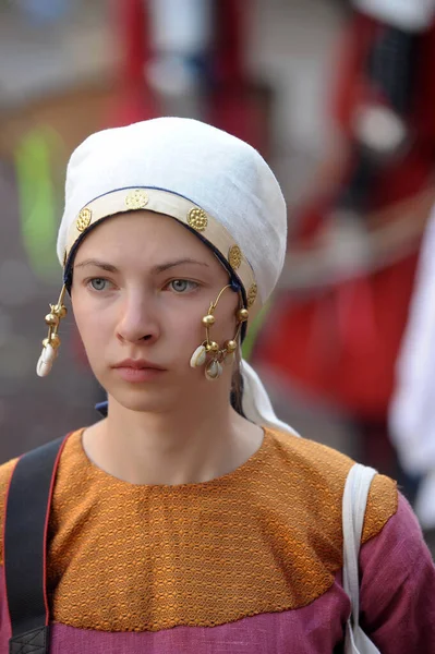 Russia Vyborg 2016 Festival Historical Reconstruction Knight Castle Girl Medieval — Stock Photo, Image