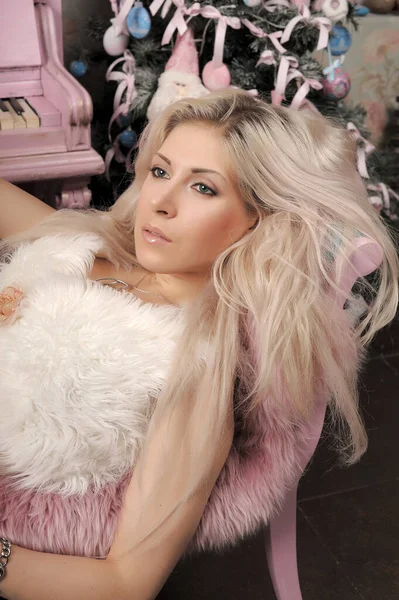 Sexy Mooi Blond Een Kort Bont Onderwerp Portret — Stockfoto