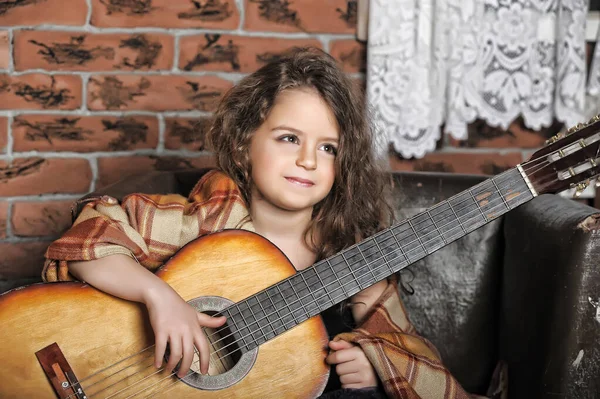 Little Gypsy Girl Guitar Her Hands — Stock Photo, Image