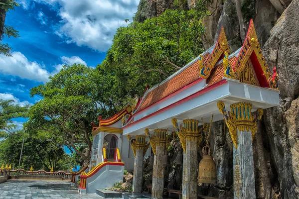 Tailândia Phetchaburi 2019 View Wat Tham Khao Yoi Cave Templo — Fotografia de Stock