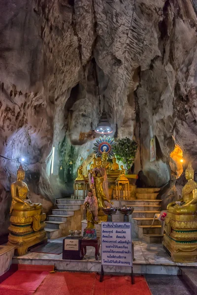 Thailand Phetchaburi 2019 Wat Tham Khao Yoi Ett Vackert Tempel — Stockfoto