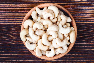 Tahta kasede kaju fıstığı