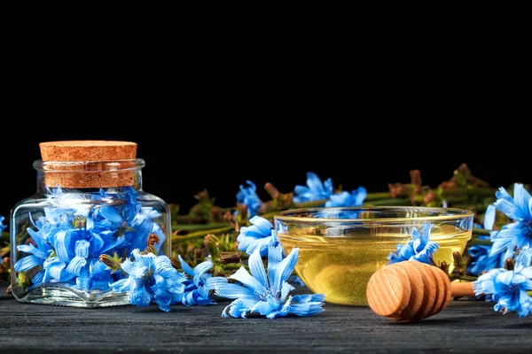 Ortak hindiba ot şişe