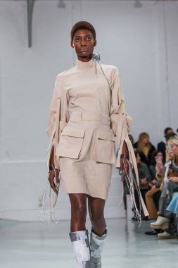 Anne Sofie Madsen sonbahar/kış 2017/2018 gösteri