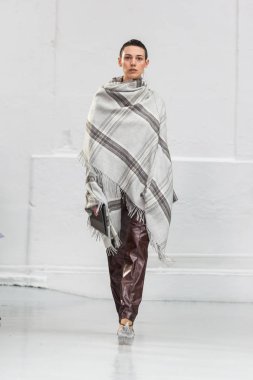 Anne Sofie Madsen sonbahar/kış 2017/2018 gösteri