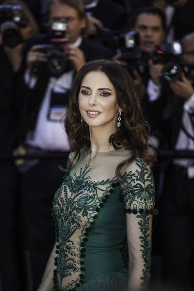 Frédérique Bel o Gala otwarcia w Cannes — Zdjęcie stockowe