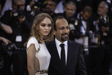  Lily-Rose Depp ve Cannes Asghar Farhadi