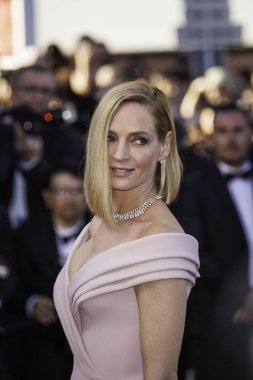 Uma Thurman Cannes Film Festivali'nde
