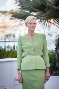 Tilda Swinton Cannes Film Festivali'nde