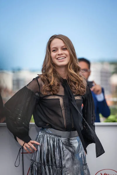 Ana Valeria Becerril participă la Festivalul de Film de la Cannes — Fotografie, imagine de stoc