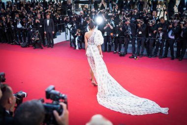 Kendall Jenner Cannes Film Festivali'nde
