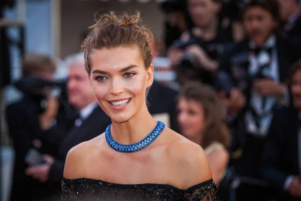 Arizona Muse  attends Cannes Film Festival — Stock Photo, Image