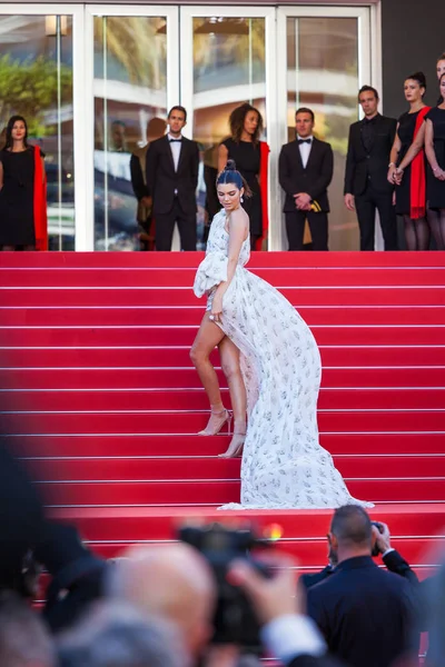 Kendall Jenner Cannes Film Festivali'nde