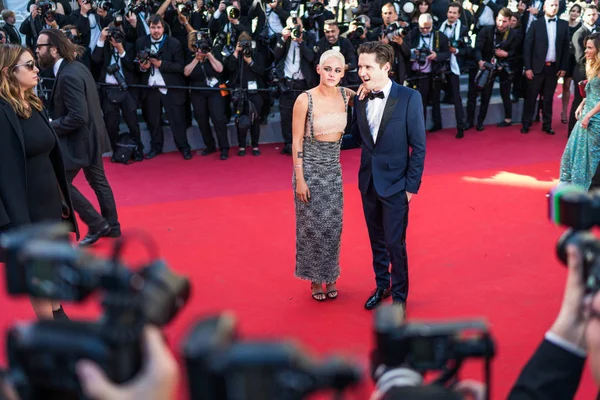 Kristen Stewart attends Cannes Film Festival — Stock Photo, Image