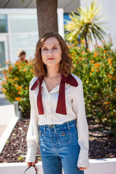 Isabelle Huppert at Cannes Film Festival — Stock Photo, Image