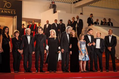 Cannes 'Happy End' gösterimde yıldızlara