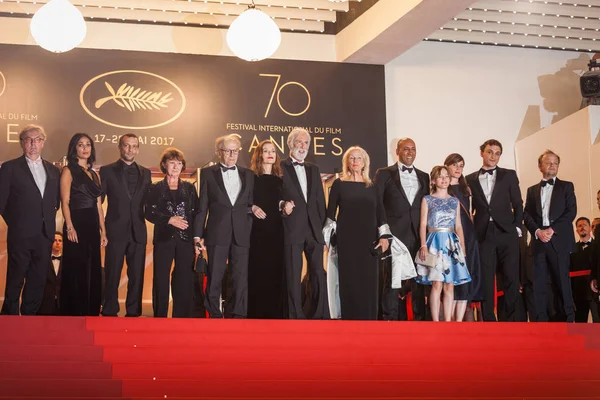 Stelle al 'Happy End' in proiezione a Cannes — Foto Stock