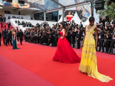Cannes, Fransa - 9 Mayıs 2018: Leomie Anderson 'Yomeddine' ile taranması 71 yıllık Cannes Film Festivali sırasında katılıyor