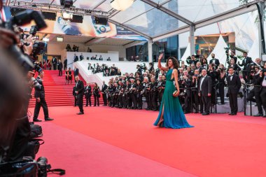 Cannes, Fransa - 9 Mayıs 2018: Oyuncu Shahira Fen 'Yomeddine' 71 yıllık Cannes Film Festivali sırasında kırmızı halı üzerinde
