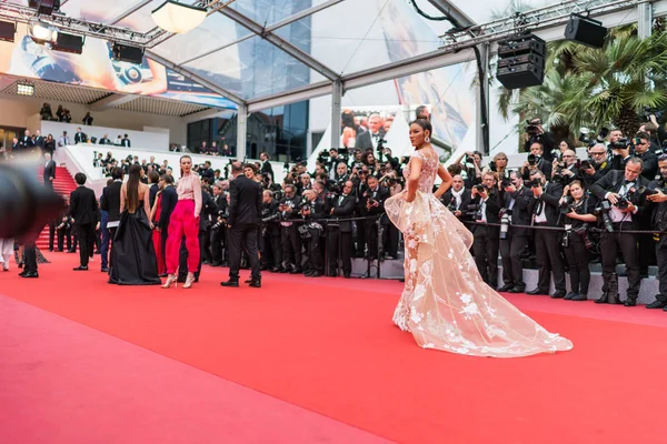 Cannes Francia Maggio 2018 Inanna Sarkis Partecipa Alla Proiezione Yomeddine — Foto Stock