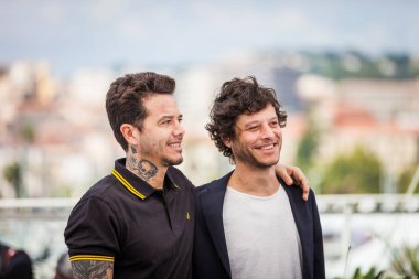 Cannes, Fransa - 11 Mayıs 2018: Sebastian Ortega ve Luis Ortega 'El Angel' Photocall 71 yıllık Cannes Film Festivali sırasında katılmak