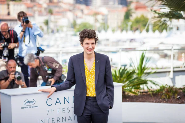 Cannes, Fransa - 11 Mayıs 2018: Aktör Vincent Lacoste photocall 'Özür melek için (Plaire, Aimer Et Courir Vite)' 71 yıllık Cannes Film Festivali sırasında katılır