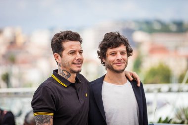 Cannes, Fransa - 11 Mayıs 2018: Sebastian Ortega ve Luis Ortega 'El Angel' Photocall 71 yıllık Cannes Film Festivali sırasında katılmak