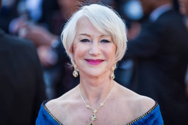 Cannes, Fransa - 12 Mayıs 2018: Helen Mirren 'Kızlar güneşin (Les Filles Du Soleil)' in tarama 71 yıllık Cannes Film Festivali sırasında katılır