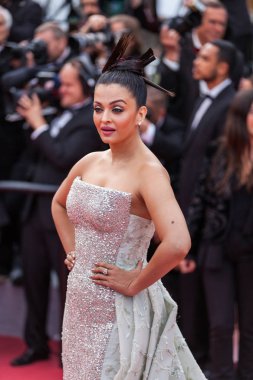 Cannes, Fransa - 13 Mayıs 2018: Aktris Aishwarya Rai 'Lavabo ya da yüzmek (Le Grand Bain)' tarama 71 yıllık Cannes Film Festivali sırasında katılıyor