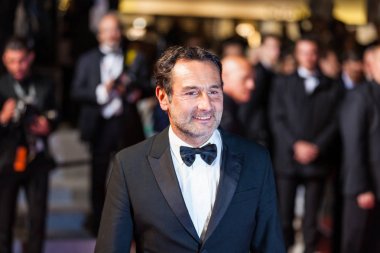 Cannes, Fransa - 13 Mayıs 2018: Yönetmen Gilles Lellouche 'Lavabo ya da yüzmek (Le Grand Bain)' tarama 71 yıllık Cannes Film Festivali sırasında katılıyor