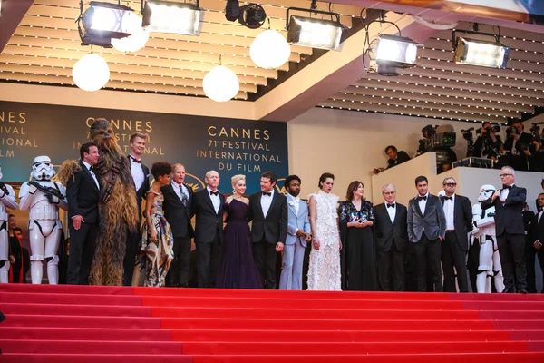 Cannes Frankreich Mai 2018 Joonas Suotamo Chewbacca Woody Harrelson Ron — Stockfoto