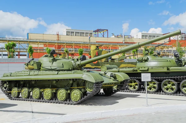 Главный танк Т-64 — стоковое фото