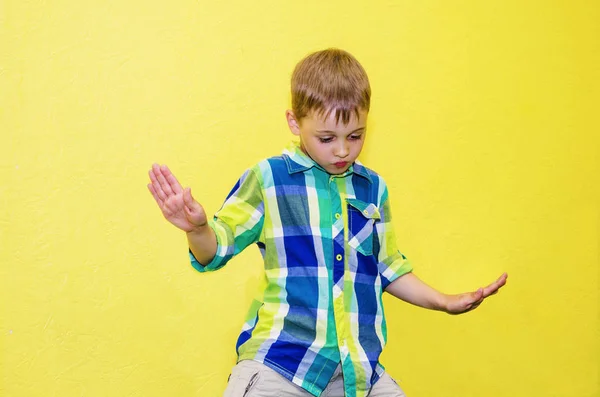 Chico bailarín emocional — Foto de Stock