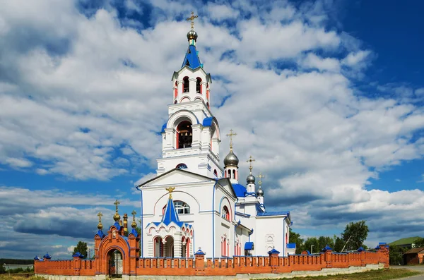 Church Of The Assumption Of The Blessed Virgin. — Stock Photo, Image
