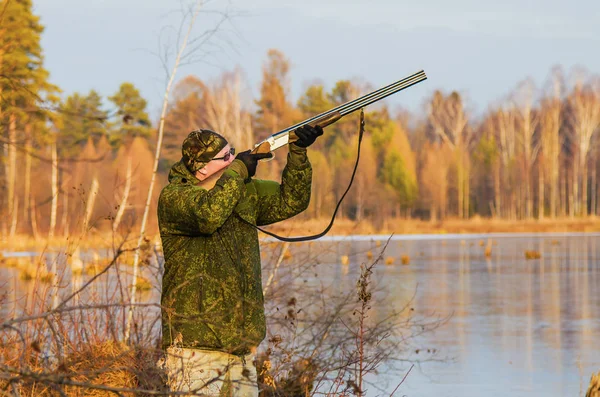 Andjakt i slutet av hösten — Stockfoto