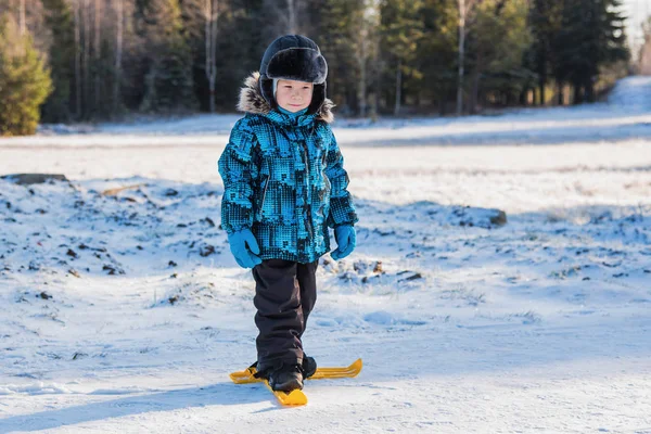 Little boy skiing — Stock Photo, Image