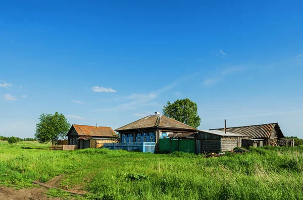 Regione Sverdlovsk Russia Giugno 2017 Fattorie Del Villaggio Alla Periferia — Foto Stock