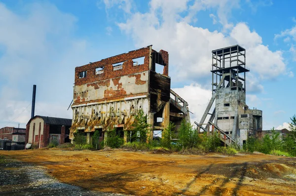 Verlaten Structuren Van Mijn Voor Winning Van Kopererts Rusland Oeral — Stockfoto