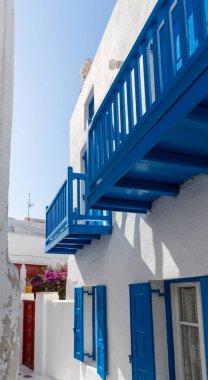 Mykonos yan sokakta