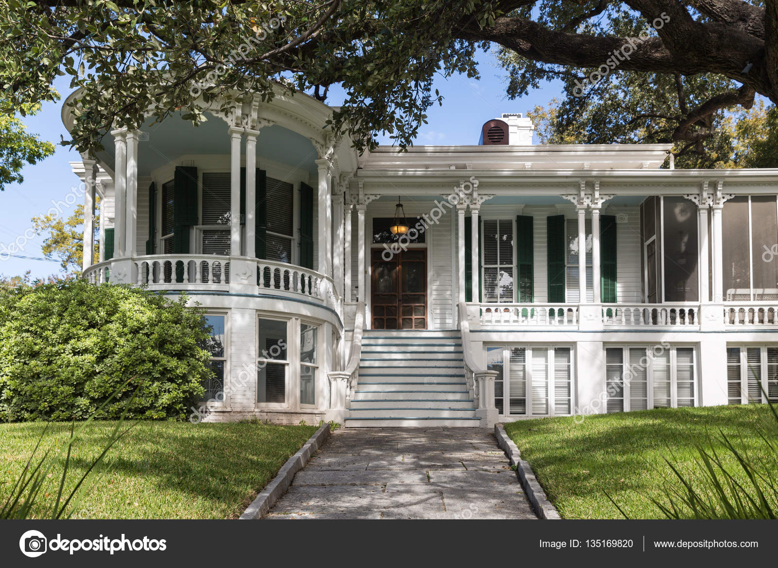 Old House in the centre of Austin Texas Stock Photo by ©chrisukphoto